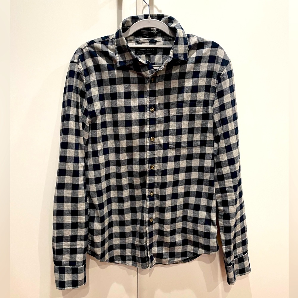 Banana republic- plaid, black and white cotton mens shirt small
